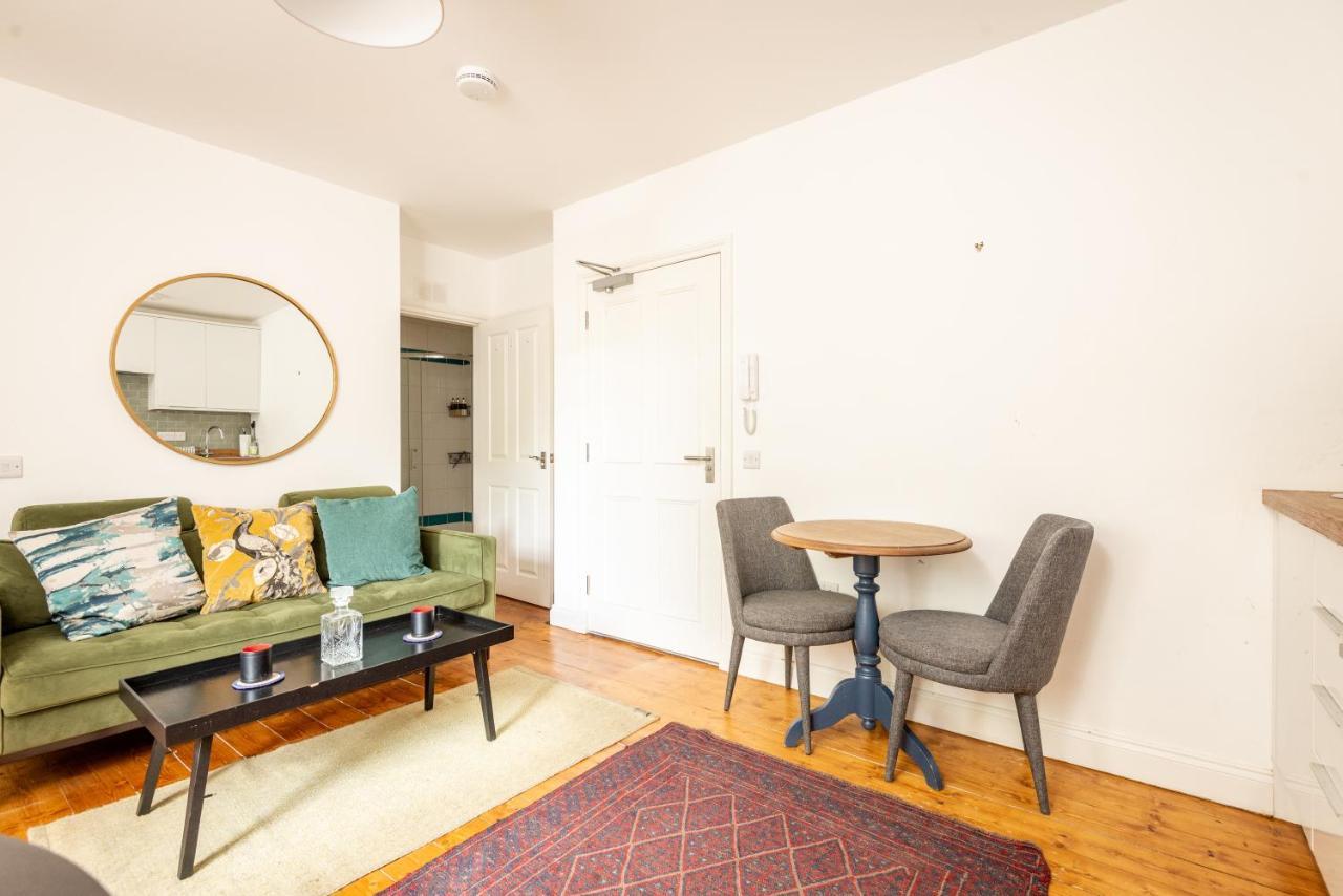 Central 2 Bedroom Apartment - South Street - 세인트앤드루스 외부 사진